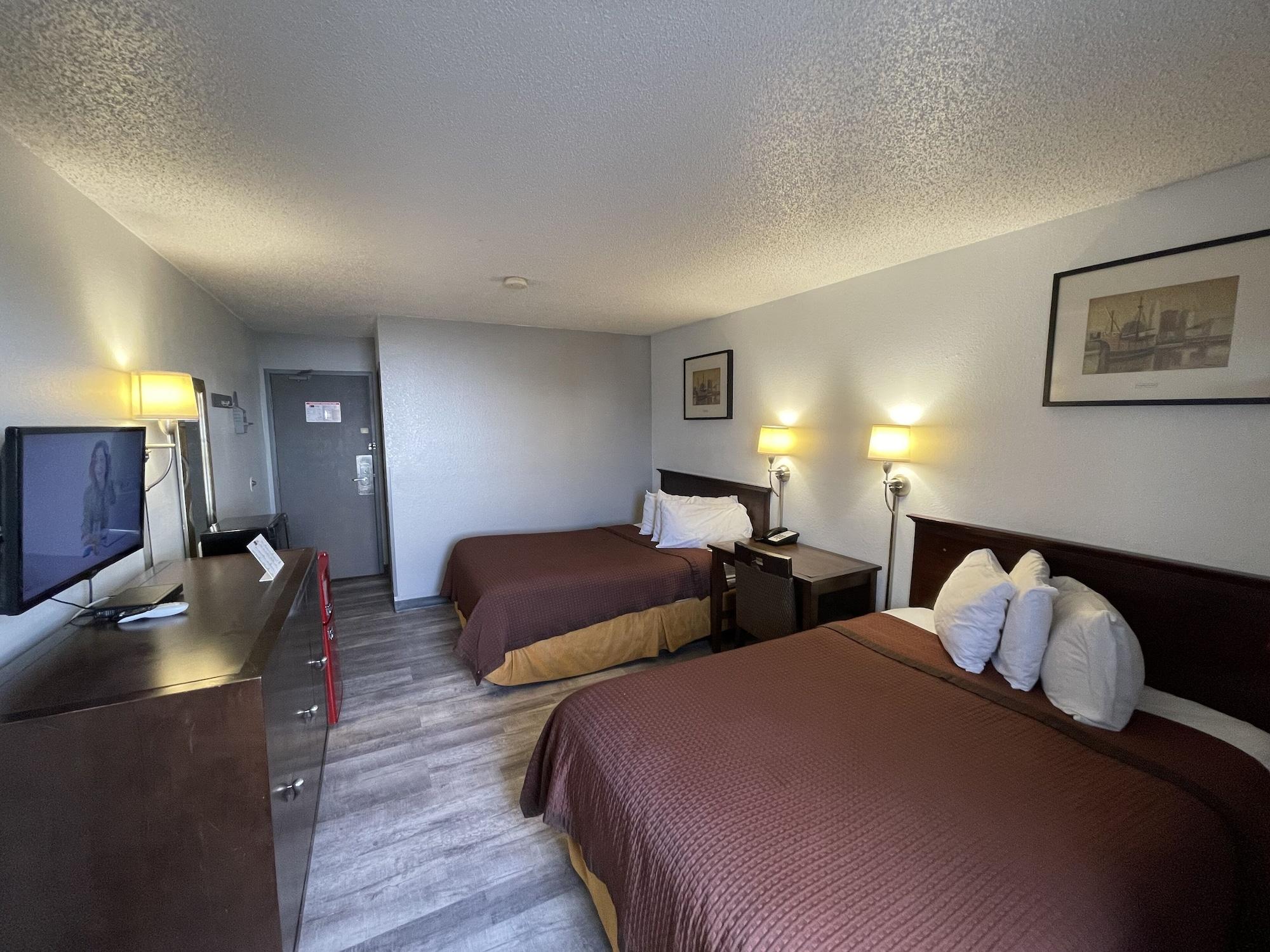Magnuson Hotel Fort Wayne North - Coliseum Екстериор снимка