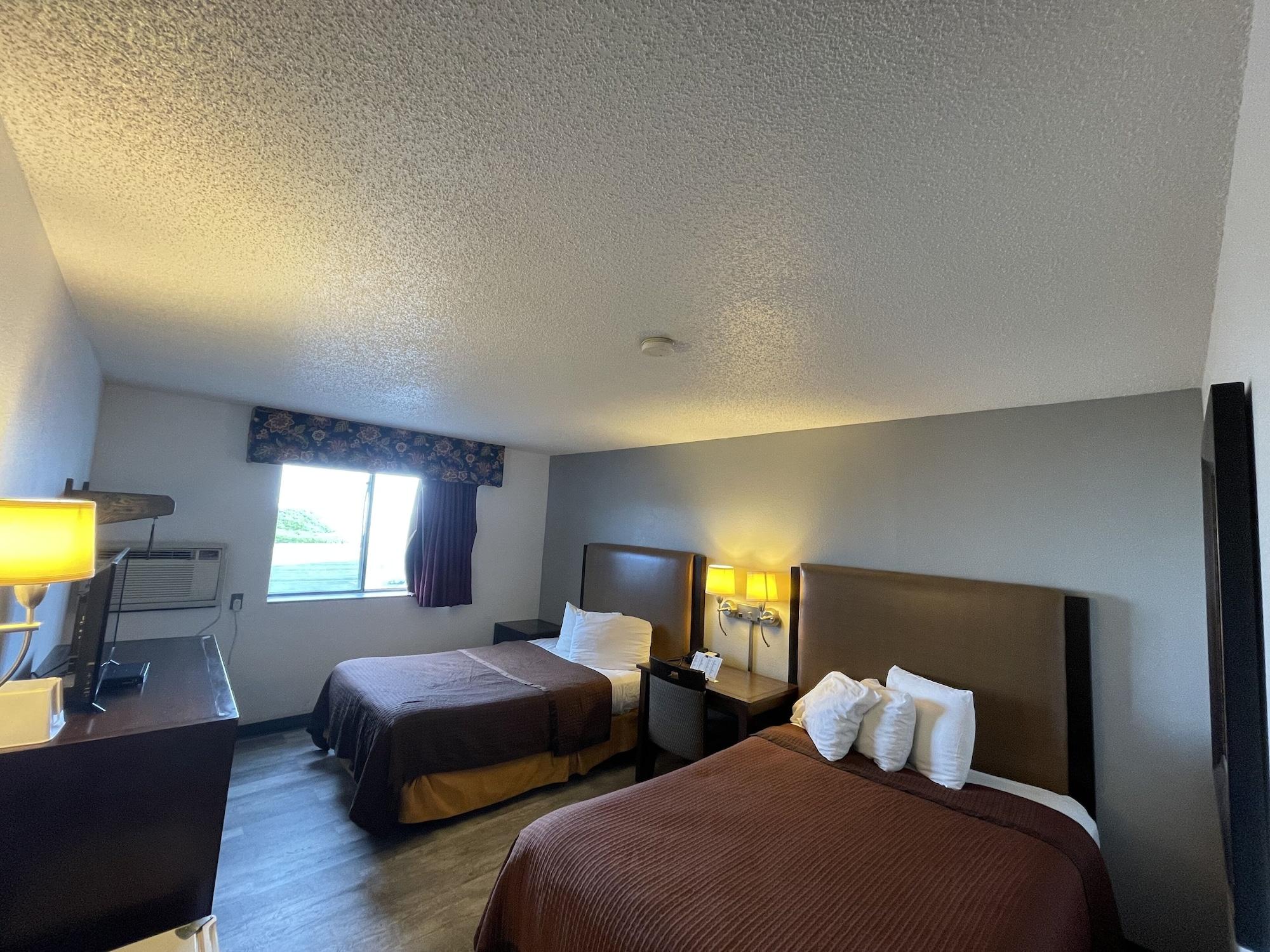 Magnuson Hotel Fort Wayne North - Coliseum Екстериор снимка