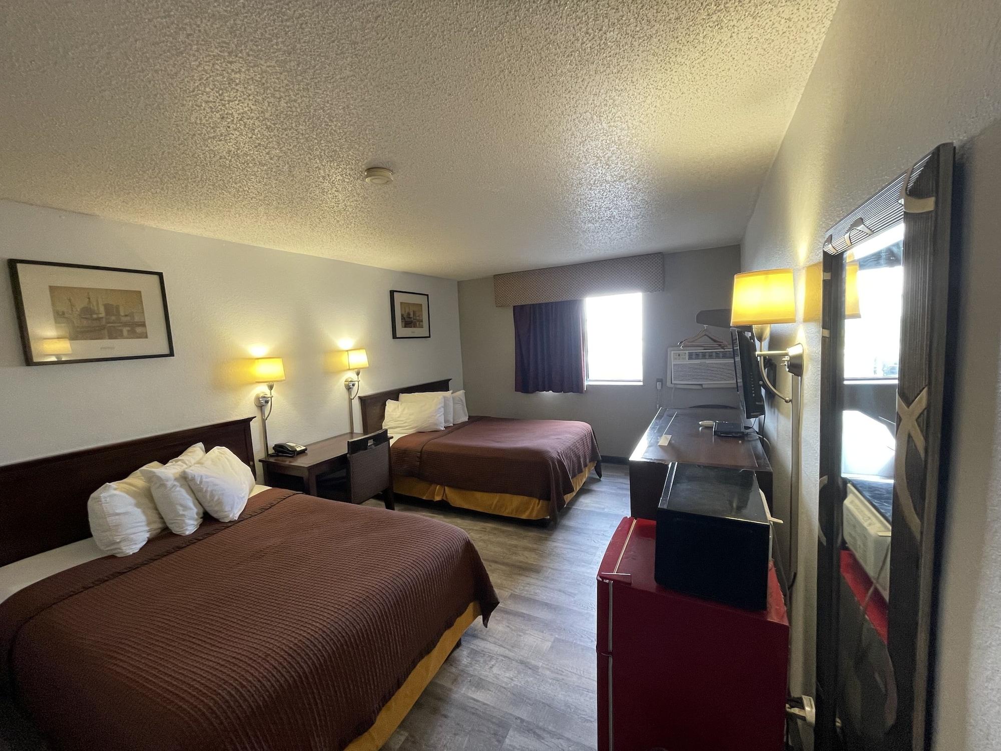 Magnuson Hotel Fort Wayne North - Coliseum Екстериор снимка
